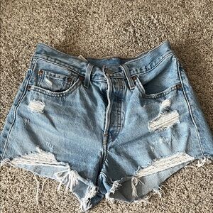 Levi’s 501 distressed denim shorts size 26 EUC